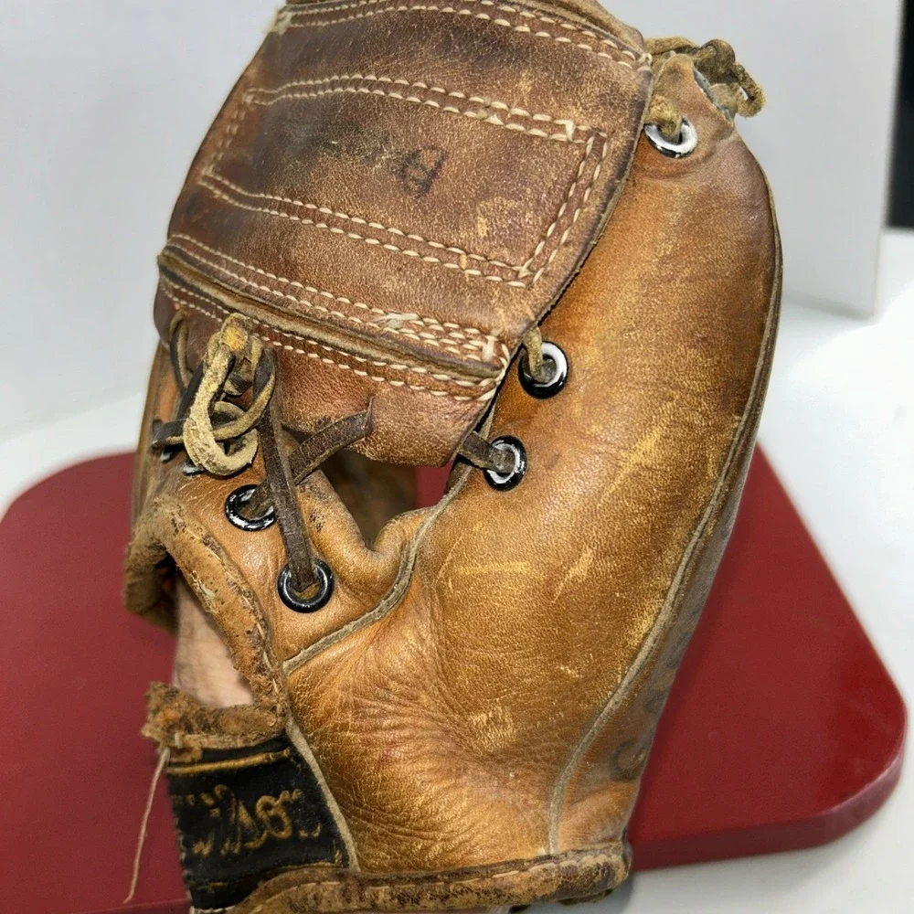Vtg Wilson A2061 RHT Leather Baseball Glove‎ Ball Hawk